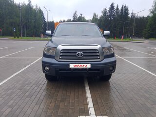 2007 Toyota Tundra CrewMax II, серый, 2100000 рублей, вид 1