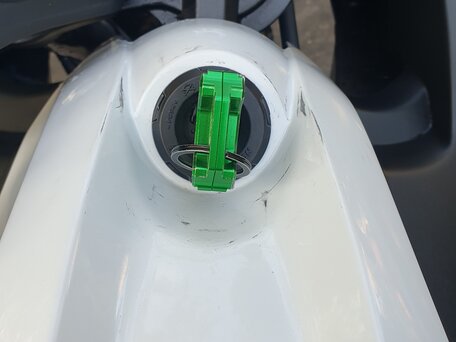 2021 Kawasaki Ninja 650, чёрный, 770000 рублей, вид 5