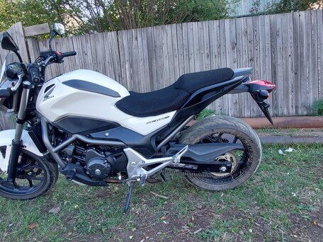 2012 Honda NC 700S, белый, 450000 рублей, вид 1