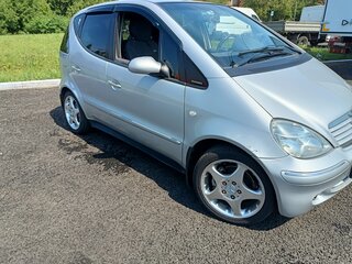 2001 Mercedes-Benz A-Класс 140 I (W168) Рестайлинг, серебристый, 499000 рублей, вид 2