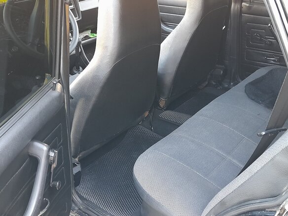 2010 Lada (ВАЗ) 2107, чёрный, 249000 рублей - вид 8