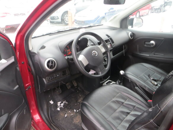 2012 Nissan Note I Рестайлинг, красный - вид 5