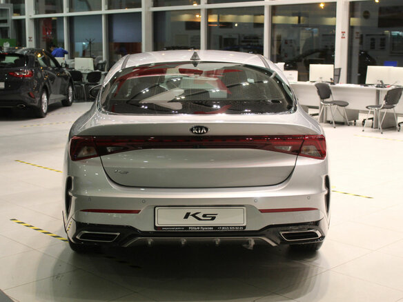 2020 Kia K5 III, серебристый - вид 4