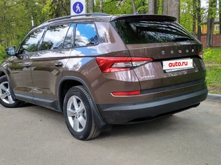 2020 Skoda Kodiaq I, коричневый, 3000000 рублей, вид 5
