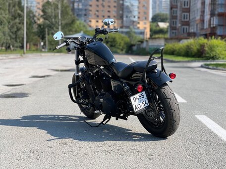 2018 Harley-Davidson Forty-Eight, чёрный, 990000 рублей, вид 4