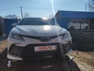 2021 Toyota Camry VIII (XV70) Рестайлинг, серебристый, 3600000 рублей, вид 3