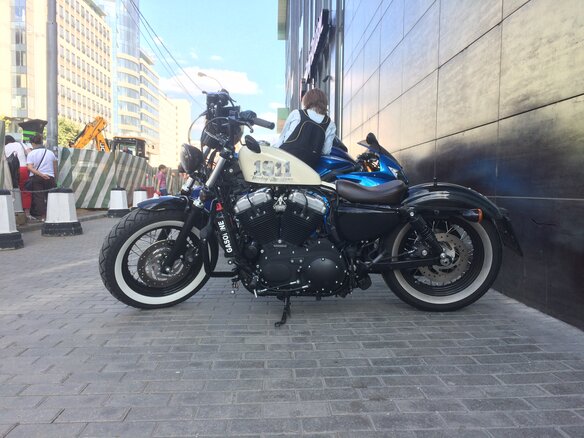 2013 Harley-Davidson Sportster 1200, бежевый