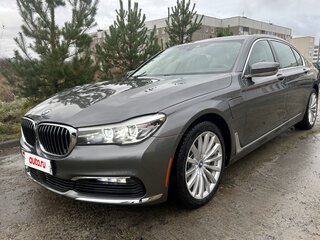 2017 BMW 7 серии Long 740Le xDrive VI (G11/G12), серый, 2850000 рублей, вид 1