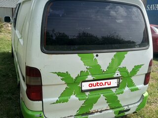 1998 Toyota HiAce XH10, белый, 550000 рублей, вид 3