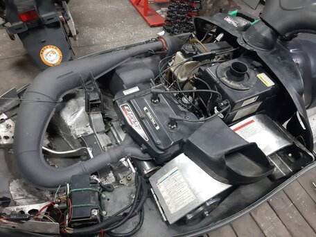 2005 Polaris 550 Trail Touring, пурпурный, 550000 рублей, вид 4