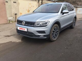2019 Volkswagen Tiguan II, серый, 3000000 рублей, вид 4