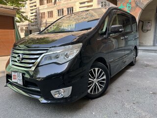 2015 Nissan Serena IV (C26), чёрный, 1650000 рублей, вид 1