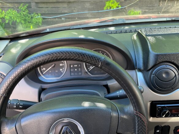 2012 Renault Sandero I, красный, 530000 рублей - вид 33
