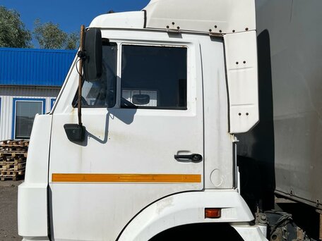 2016 КамАЗ 4308, белый, 2500000 рублей, вид 2