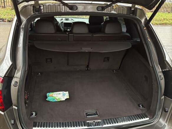 2012 Porsche Cayenne Diesel II (958), коричневый - вид 10