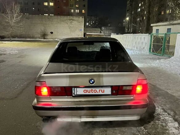 1993 BMW 5 серии 520i III (E34), золотистый, 311000 рублей - вид 2
