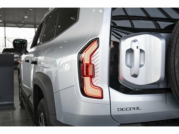 2025 Changan Deepal G318 I, серый - вид 16