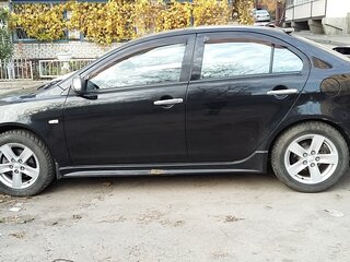 2007 Mitsubishi Lancer X, чёрный, 700000 рублей, вид 2