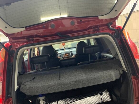 2012 Nissan Note I Рестайлинг, красный, 960000 рублей - вид 7