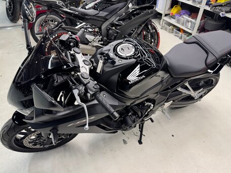 2023 Honda CBR 650R, чёрный, 1100000 рублей, вид 1