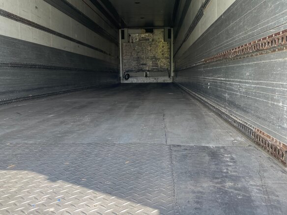 2002 DAF XF 95, красный, 3000000 рублей - вид 7