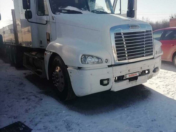 1998 Freightliner FLC, белый, 1200000 рублей - вид 5
