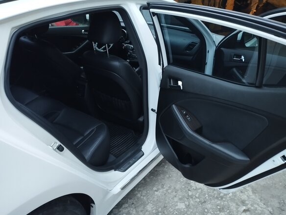 2013 Kia Optima III, белый, 1500000 рублей - вид 10