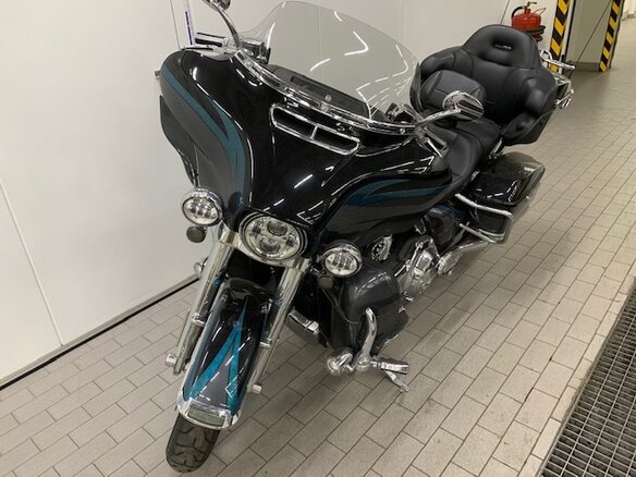 2015 Harley-Davidson Electra Glide, синий - вид 2