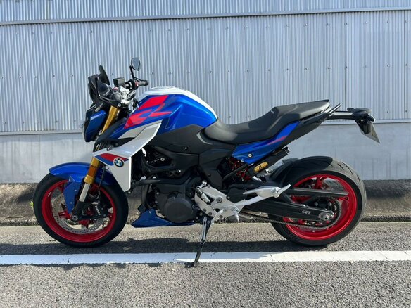 2024 BMW F 900 R, синий, 1177000 рублей