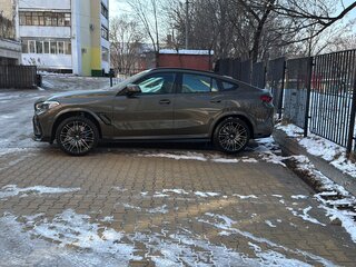 2020 BMW X6 M III (F96), коричневый, 13900000 рублей, вид 3