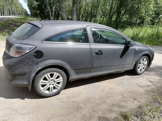 2008 Opel Astra GTC H Рестайлинг, чёрный, 330000 рублей, вид 4