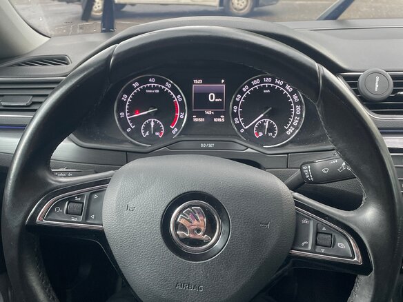 2017 Skoda Superb III, чёрный, 2300000 рублей - вид 10