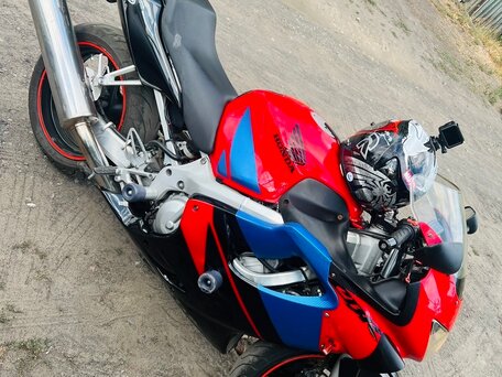 2000 Honda CBR 600F, красный, 400000 рублей, вид 4