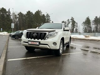 2016 Toyota Land Cruiser Prado 150 Series Рестайлинг 1, белый, 3850000 рублей, вид 1