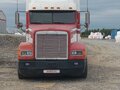 2002 Freightliner FLD, красный, 2000000 рублей