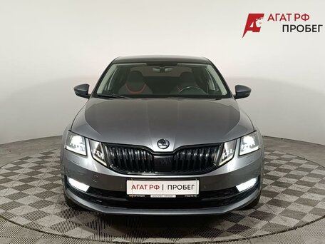 2017 Skoda Octavia III (A7) Рестайлинг, серый, 1730000 рублей, вид 2