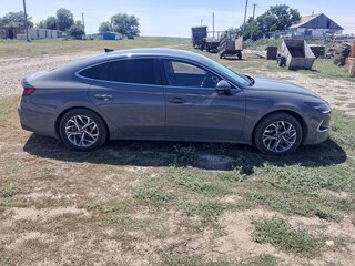 2022 Hyundai Sonata VIII (DN8), серый, 3000000 рублей, вид 3