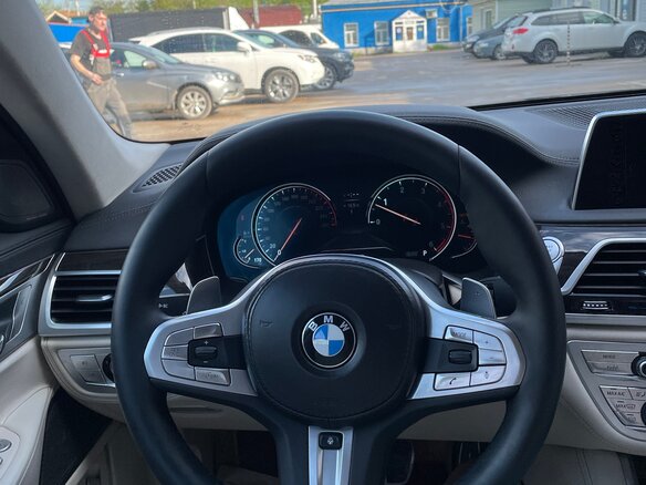 2018 BMW 7 серии Long 740Ld xDrive VI (G11/G12), серый, 3490000 рублей - вид 12