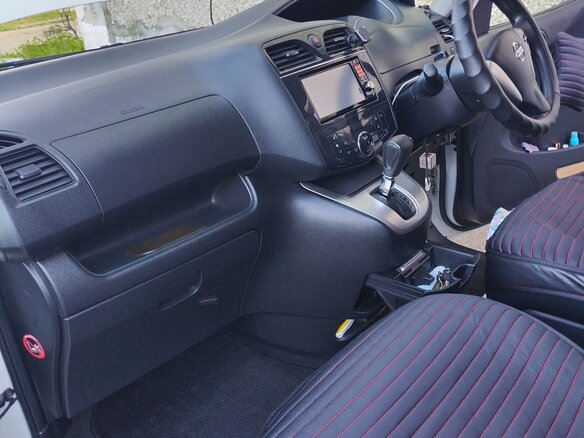 2012 Nissan Serena IV (C26), белый, 1400000 рублей - вид 8
