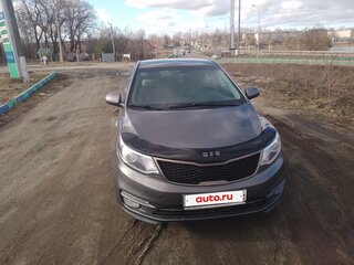2017 Kia Rio III Рестайлинг, серый, 950000 рублей, вид 1