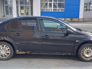 2007 Renault Megane II Рестайлинг, чёрный, 240000 рублей, вид 3
