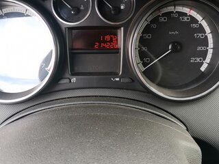 2013 Peugeot 408 I, белый, 850000 рублей, вид 2