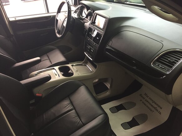 2014 Chrysler Voyager Grand V Рестайлинг, чёрный - вид 6