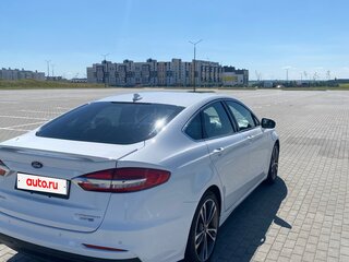 2020 Ford Fusion (North America) II Рестайлинг, белый, 1561000 рублей, вид 2