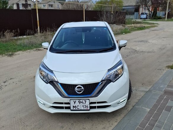 2019 Nissan Note e-Power II Рестайлинг, белый, 1350000 рублей