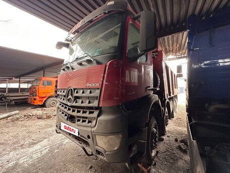 2021 Mercedes-Benz Arocs, красный, 7234000 рублей, вид 1
