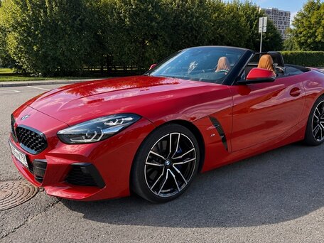 2022 BMW Z4 20i III (G29), красный, 5690000 рублей, вид 1