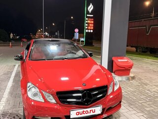 2011 Mercedes-Benz E-Класс 200 5G-Tronic IV (W212, S212, C207), красный, 1600000 рублей, вид 1