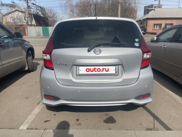 2017 Nissan Note II Рестайлинг, серебристый, 987657 рублей - вид 1