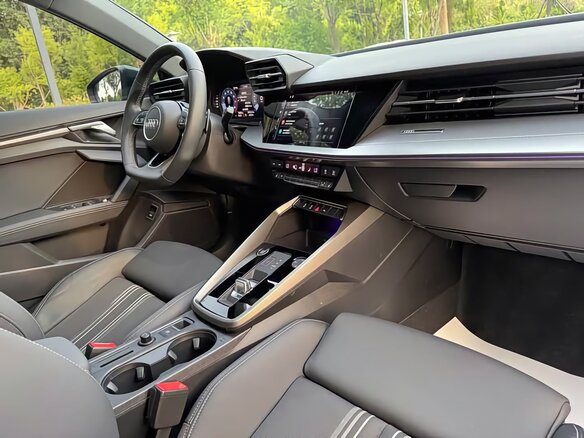 2023 Audi A3 Sportback 35 TFSI IV (8Y), зелёный, 2220000 рублей - вид 9